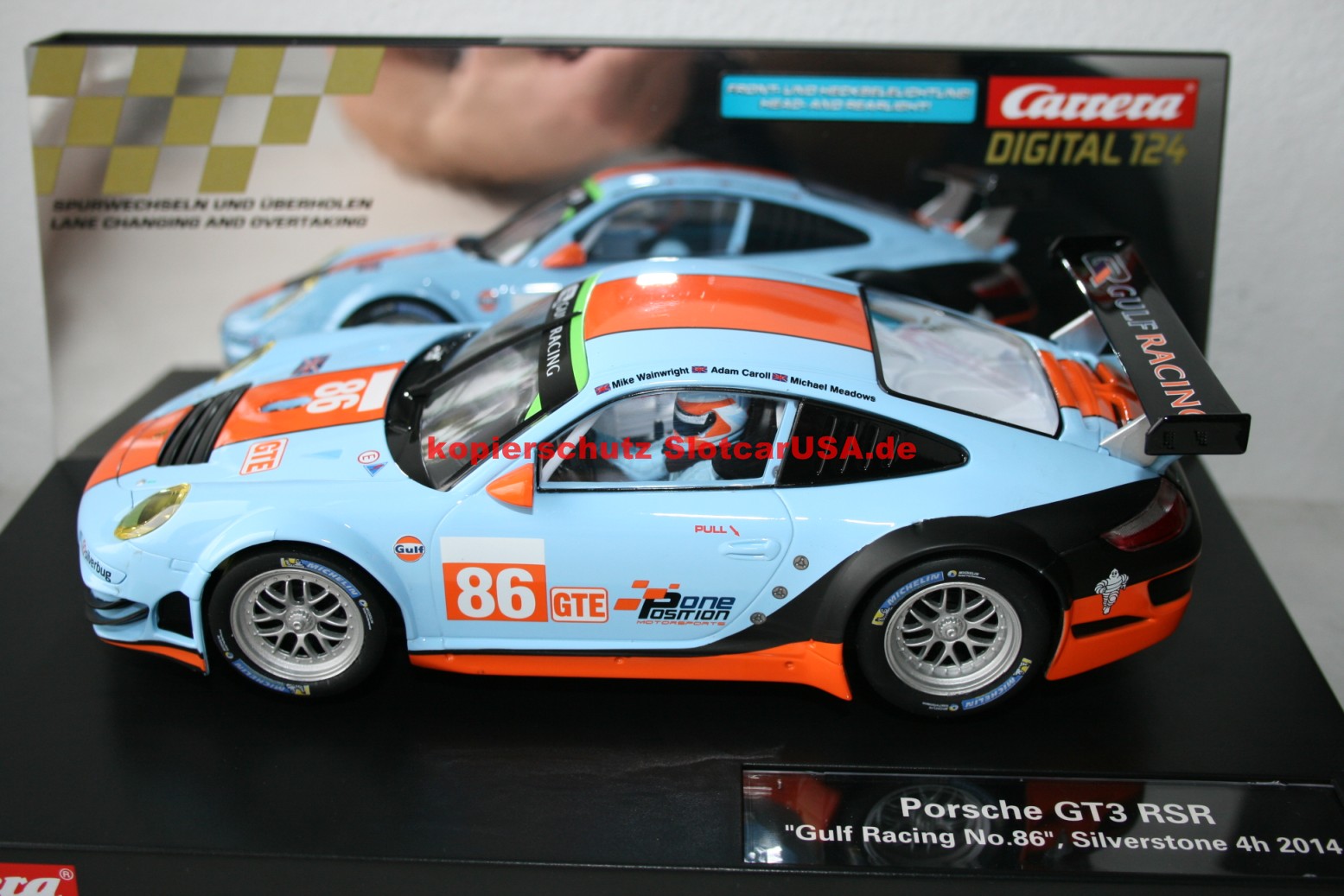 Carrera Digital 124 23810 Porsche 911 GT3 RSR Gulf Racing Silverstone